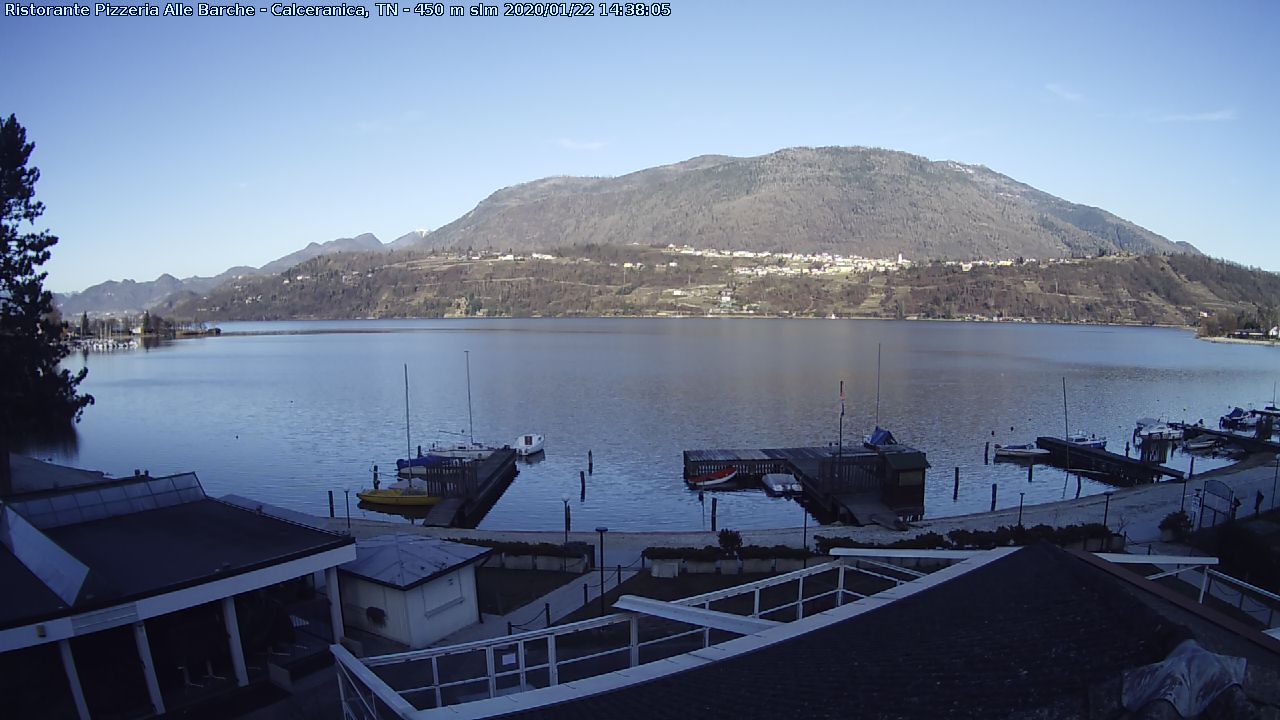 immagine della webcam nei dintorni di Centa San Nicolò: webcam Calceranica al Lago